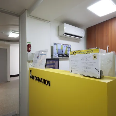 24 Guesthouse Myeongdong Town