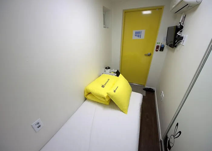24 Myeongdong Town Hotel 2*