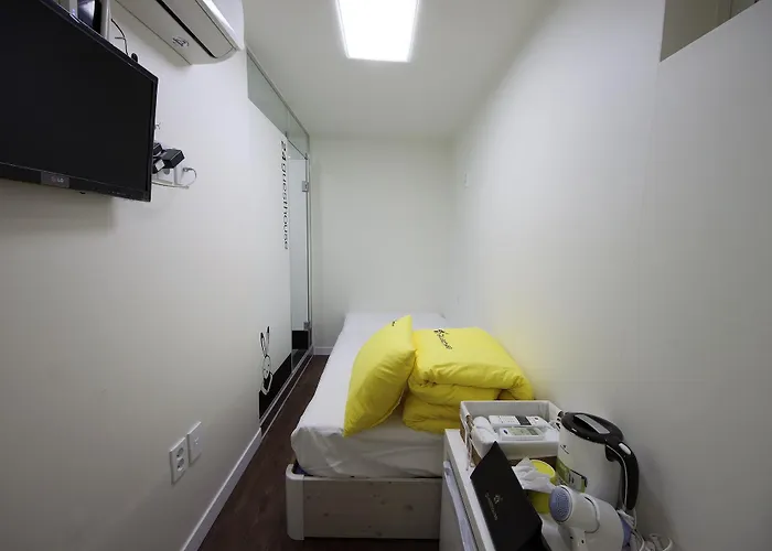 24 Myeongdong Town Hotel 2*