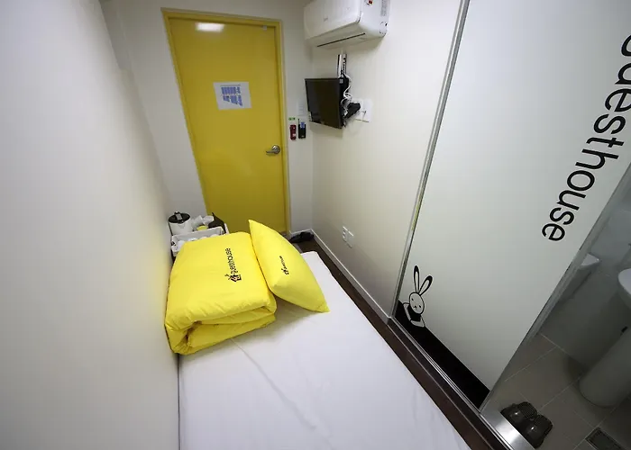 Hotel 24 Myeongdong Town 2*