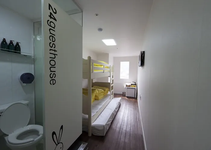 24 Myeongdong Town Hotel 2*