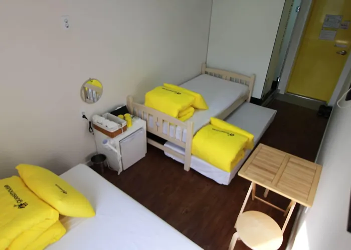 Hotel 24 Myeongdong Town 2*