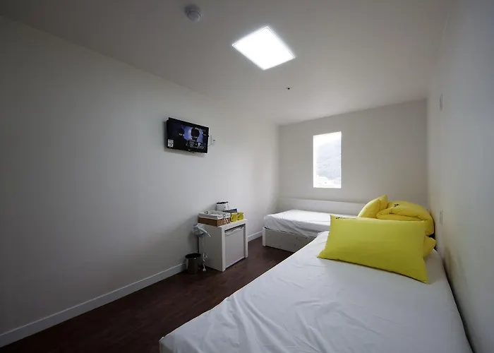 Hotel 24 Myeongdong Town 2*
