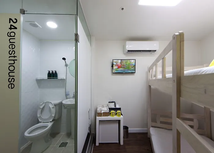 24 Myeongdong Town Hotel 2*